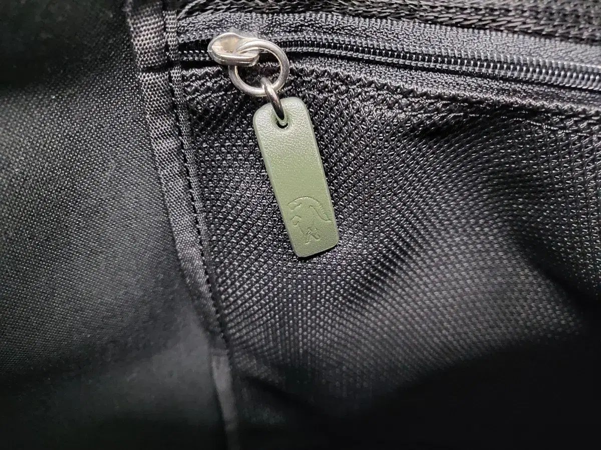 ラコストート-クロスバック