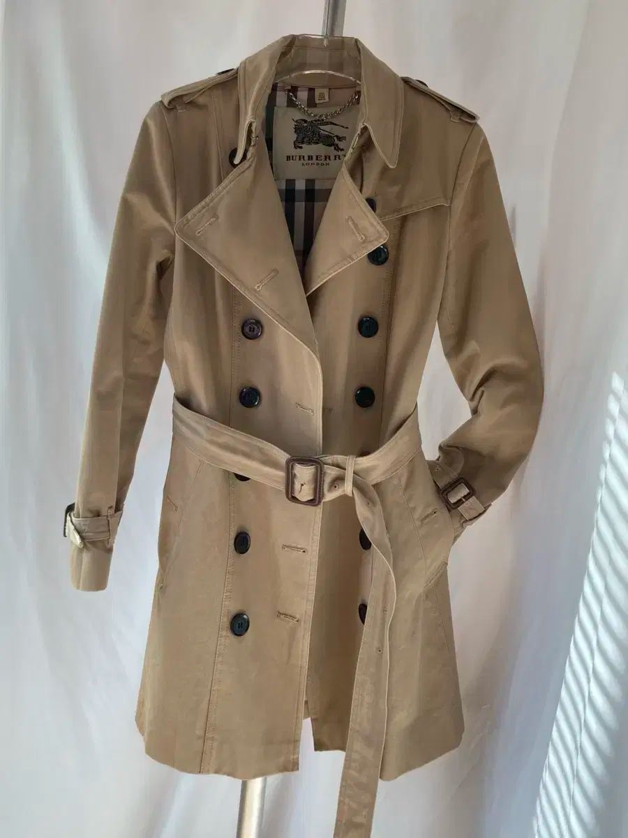 状態良し バーバリー ロンドン レディース トレンチコート ベージュ