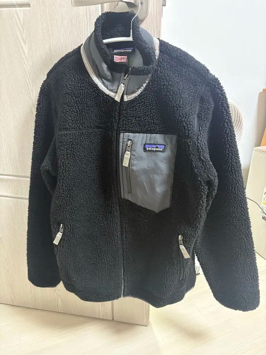 ドライ完了 パタゴニア レトロX フリース ブラック レディース M