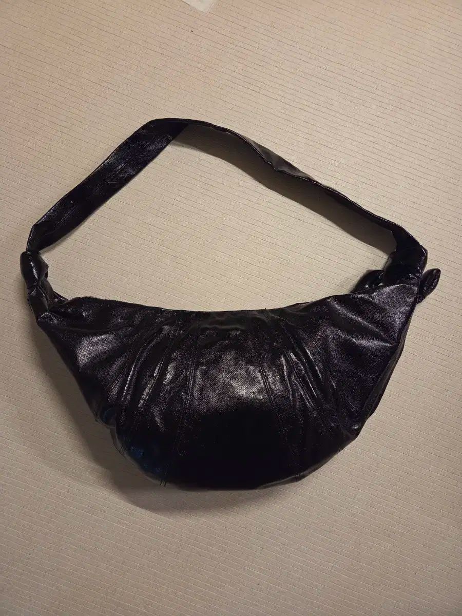 ルメール クルーアソン コーテッドコットン ラージ ブラック