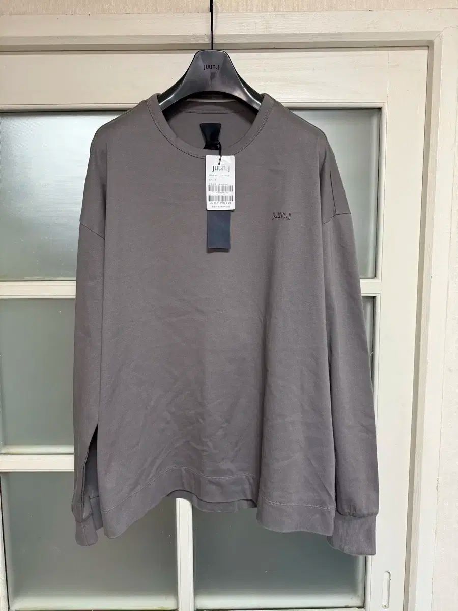 刺繍 ロングスリーブ