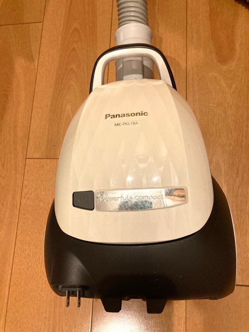 Panasonic MC-PKL18A-W 紙パック式掃除機 2017年製 パナソニック Panasonic キャニスター掃除機 紙パック式 ホワイト MC
