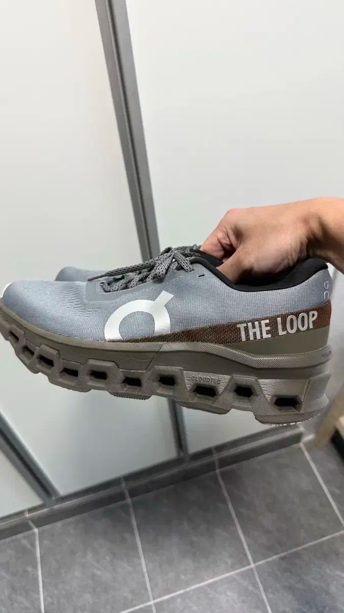 単ランニング x プレジャーズ クラウドMONSTER2 275mm