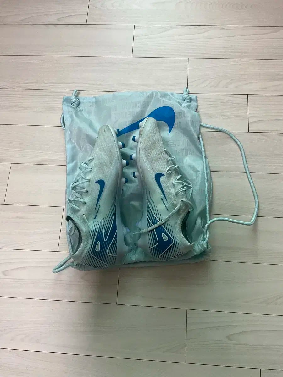 ナイキ マーキュリアル ヴェイパー 16 ag エリート 285