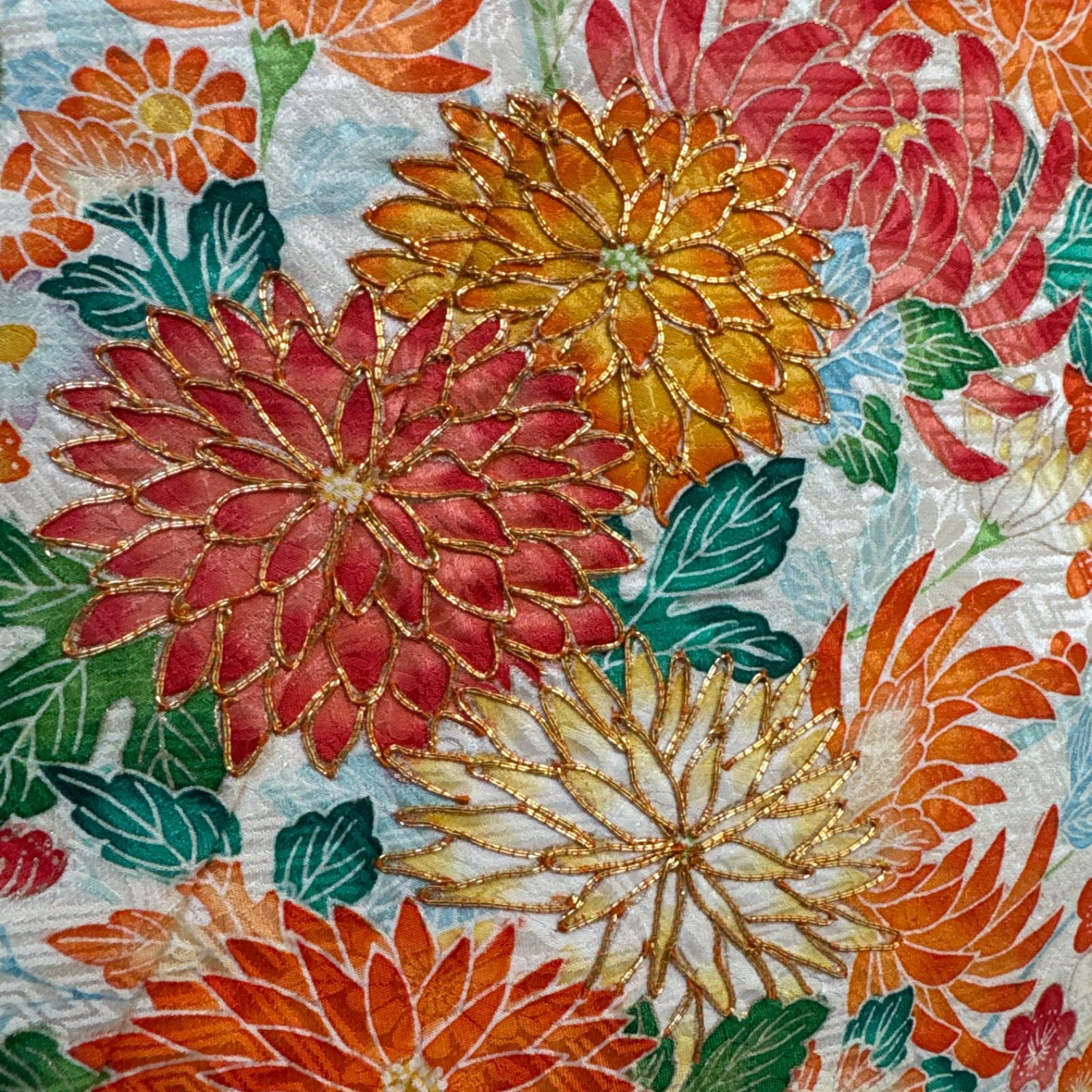 正絹・振袖フルセット・鹿の子絞り・金駒刺繍・花車・菊・FS409 - メルカリ