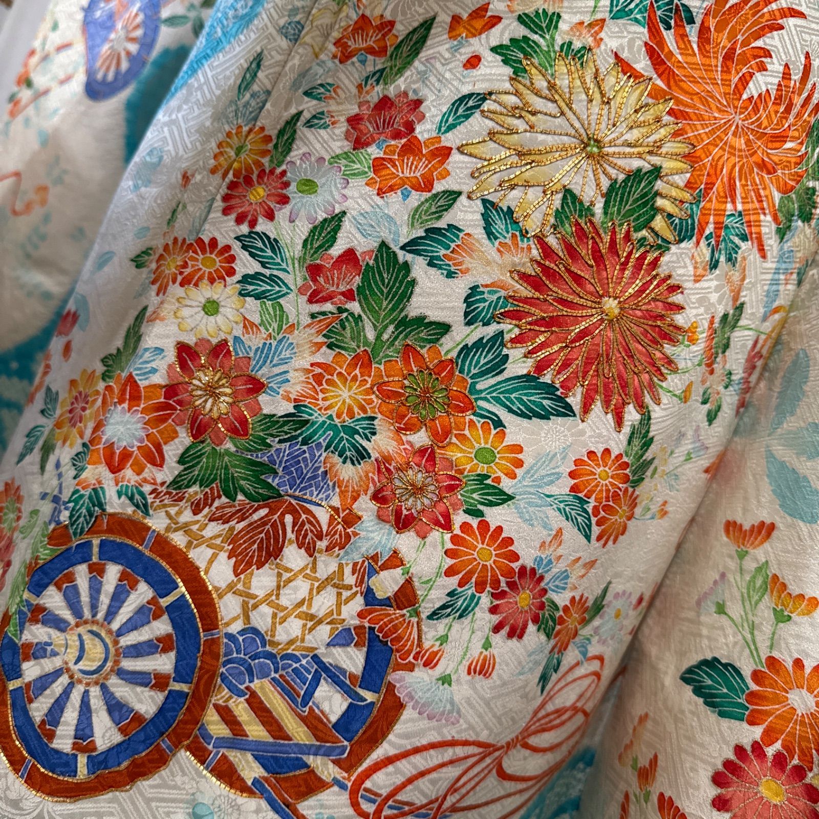 正絹・振袖フルセット・鹿の子絞り・金駒刺繍・花車・菊・FS409 - メルカリ