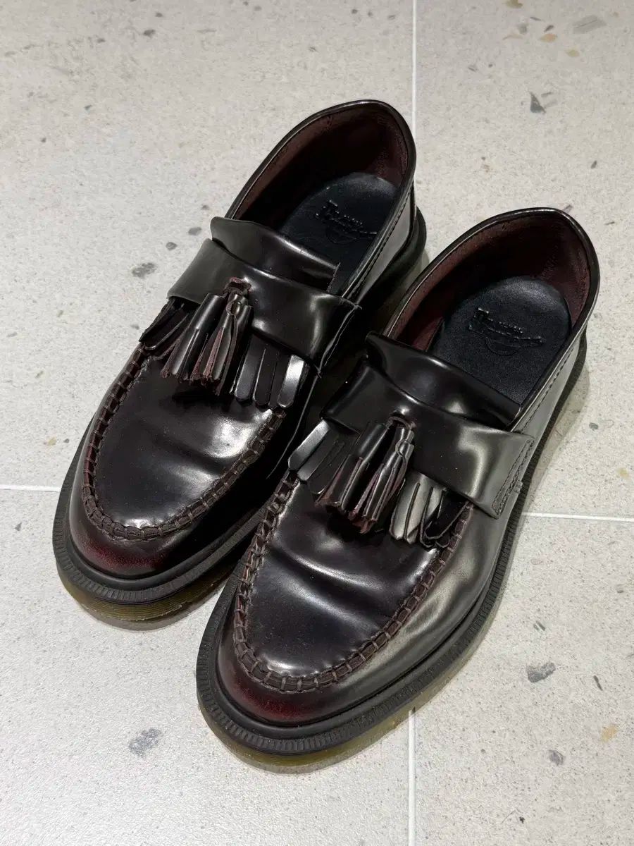 DR. MARTENS ドクターマーチン エイドリアン ブラウン 240
