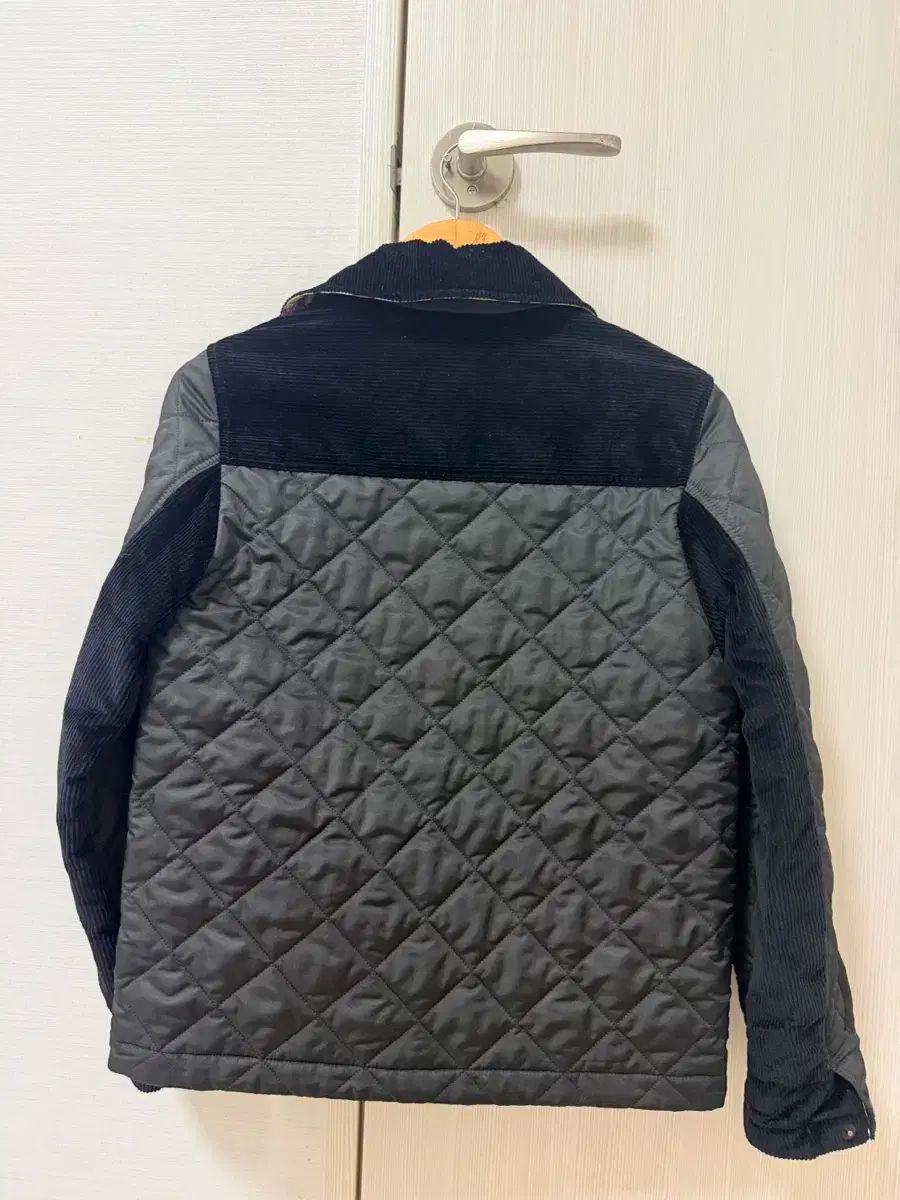 バーバリー ブラック キルティング ジャケット コーデュロイ カラ 14 Y