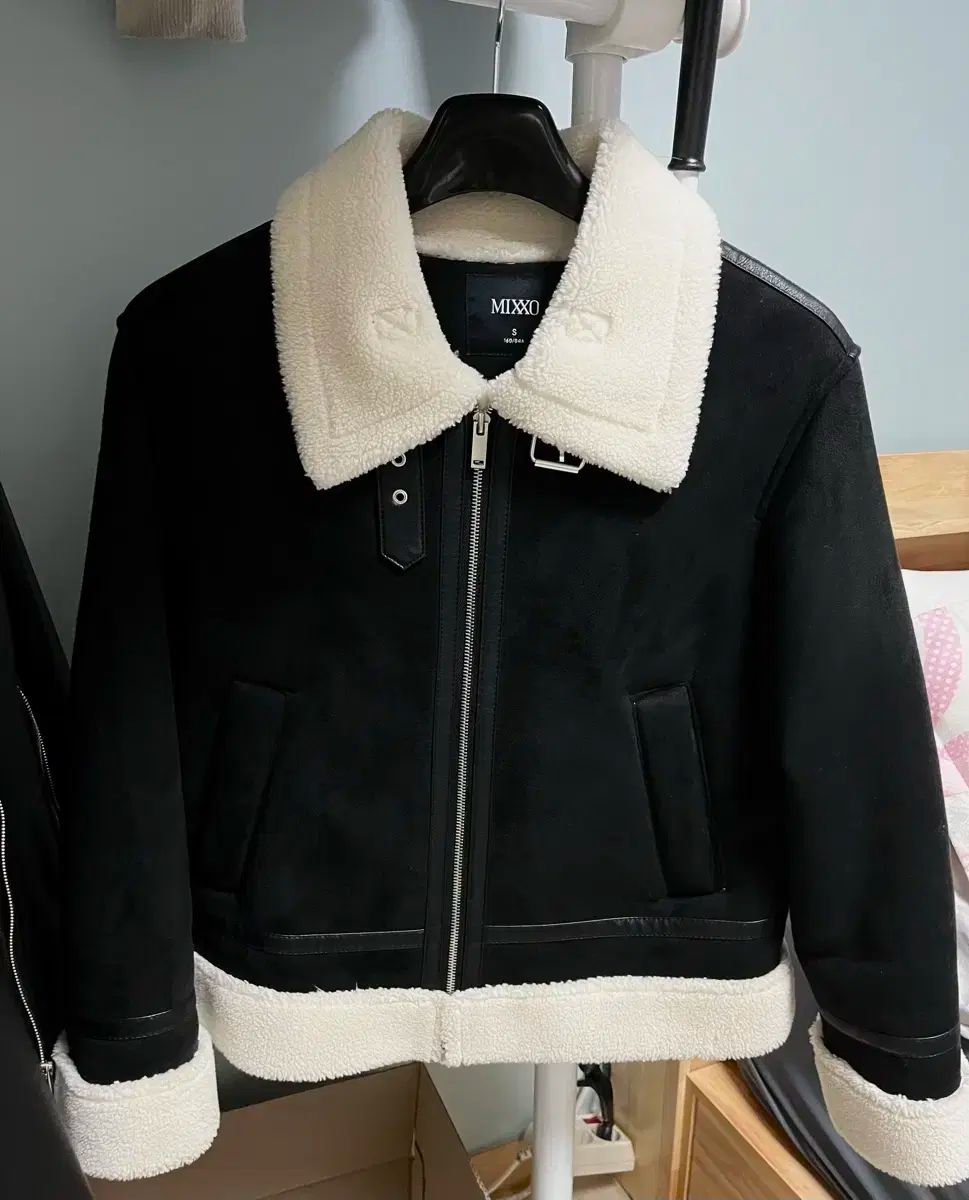 MIXXO スタンカラ スウェード ショート ムートン 116 100円