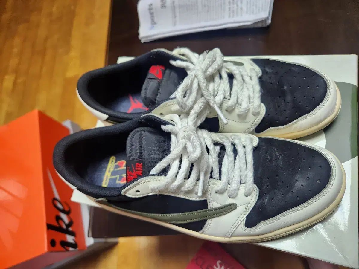 ジョーダン1 ロー スコット Mサイズ オリーブ 270