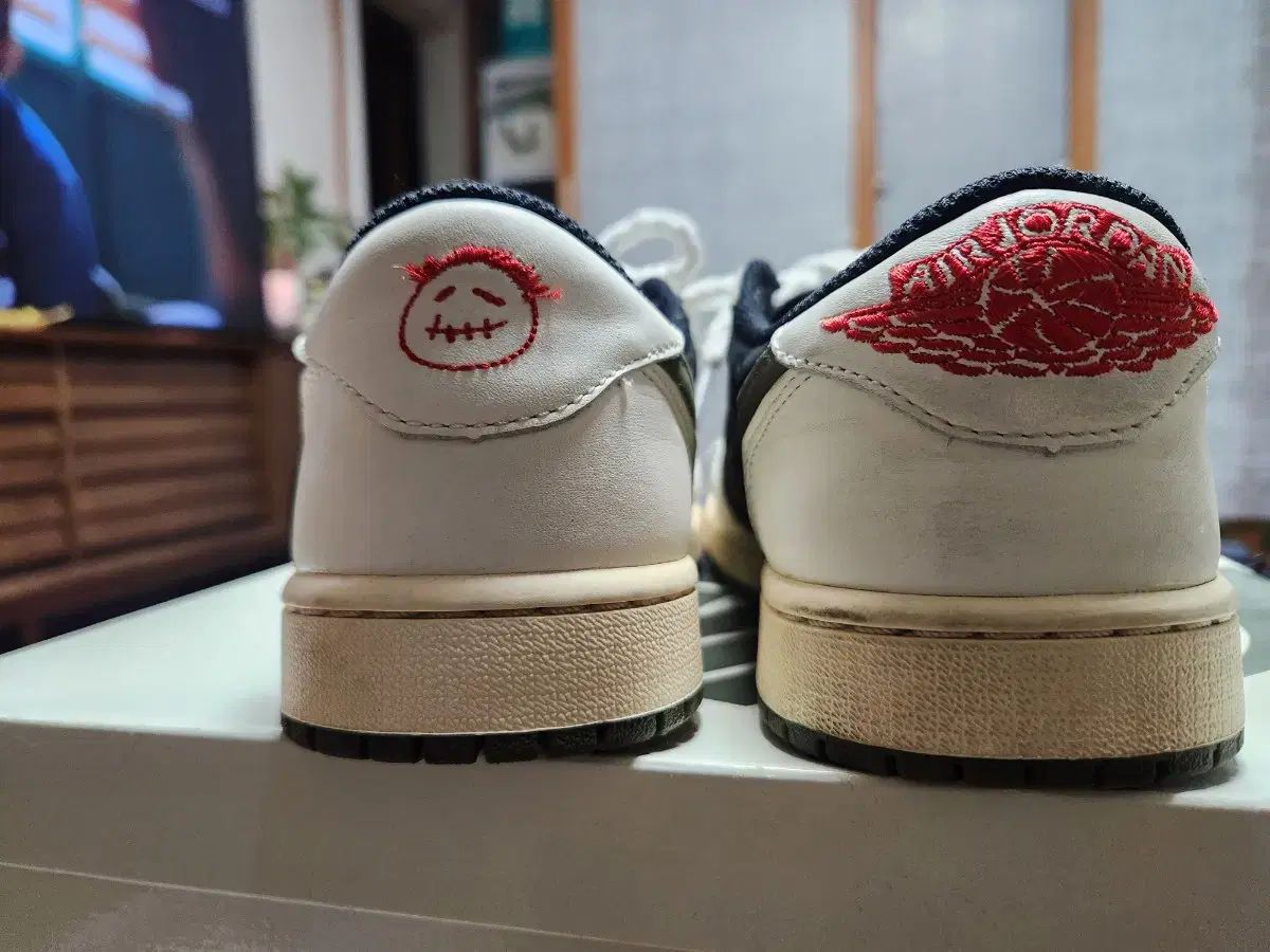  ジョーダン1 ロー スコット Mサイズ オリーブ 270 シューズ(男性用) バスケットボール