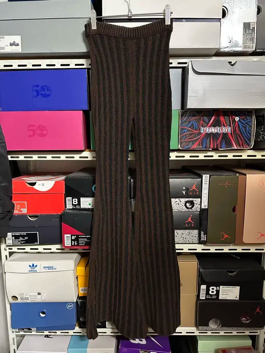 isa boulder ニット パンツ