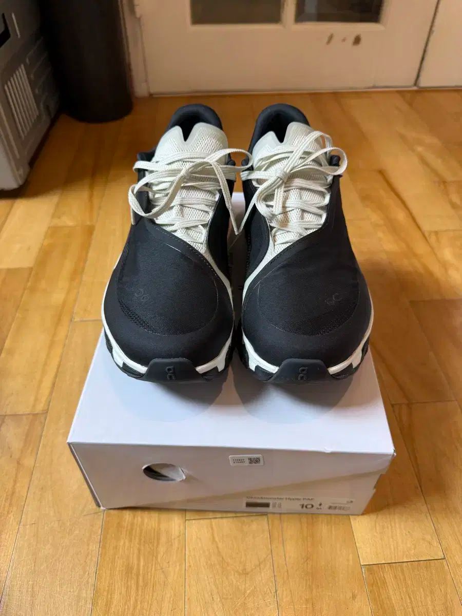 単ランニングファー クラウド MONSTER ハイパー ブラック 280