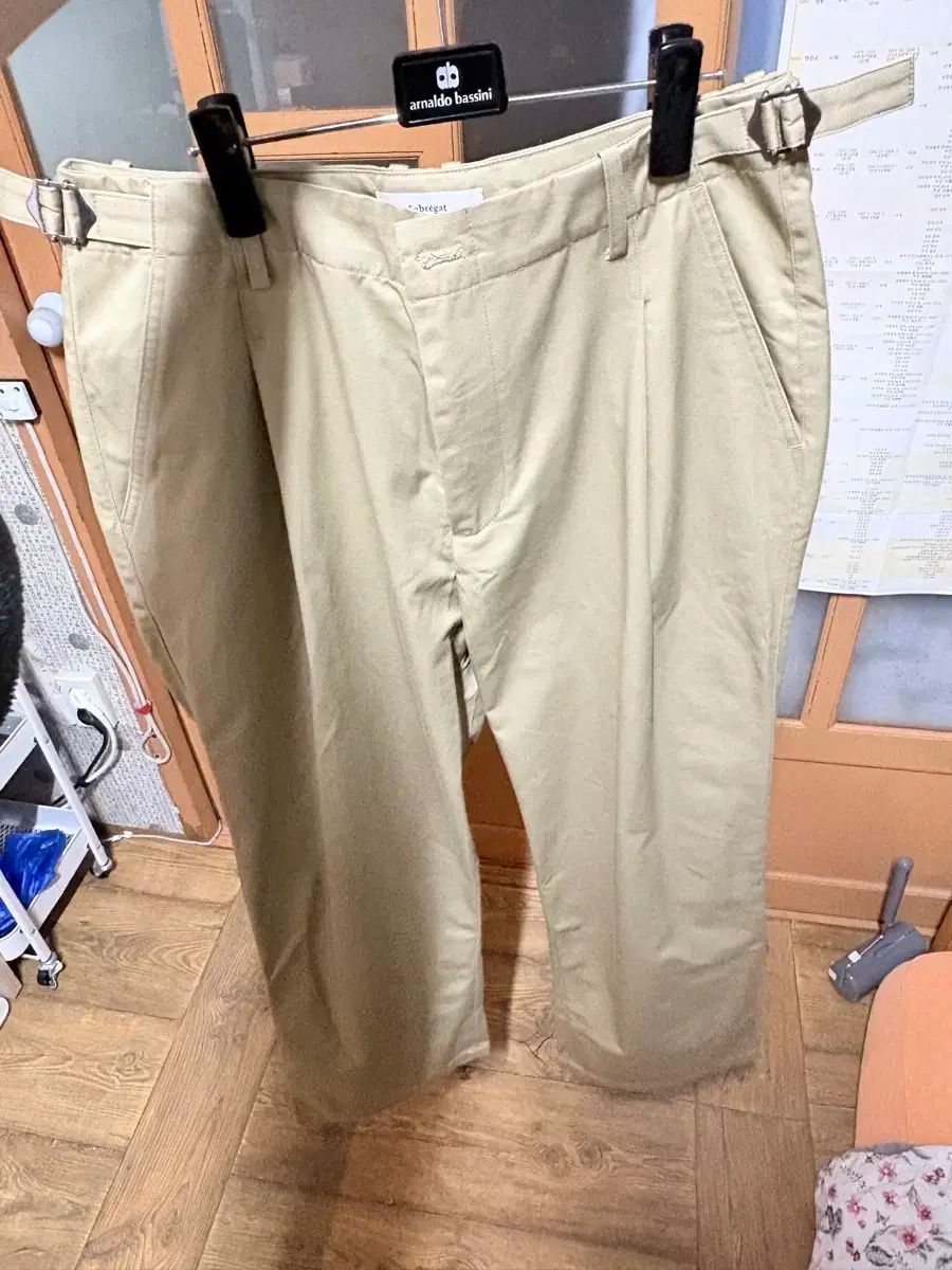 FABREGAT アラクラック ワンタック チノパンツ L