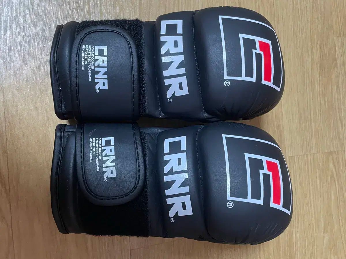 MMAコンバットコーナーグローブ