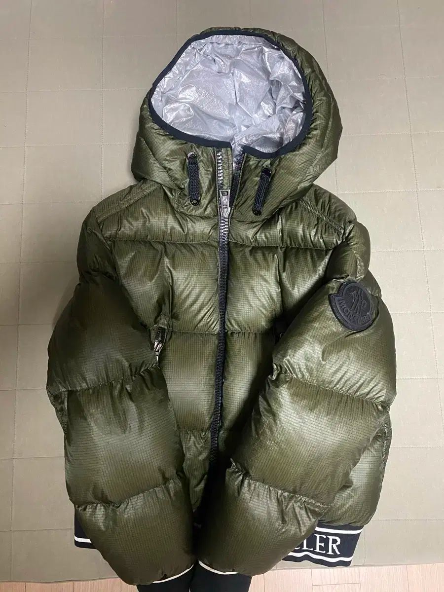  モンクレール キッズ ダウン 14 Y ほぼ その他 ジャケット ブルゾン