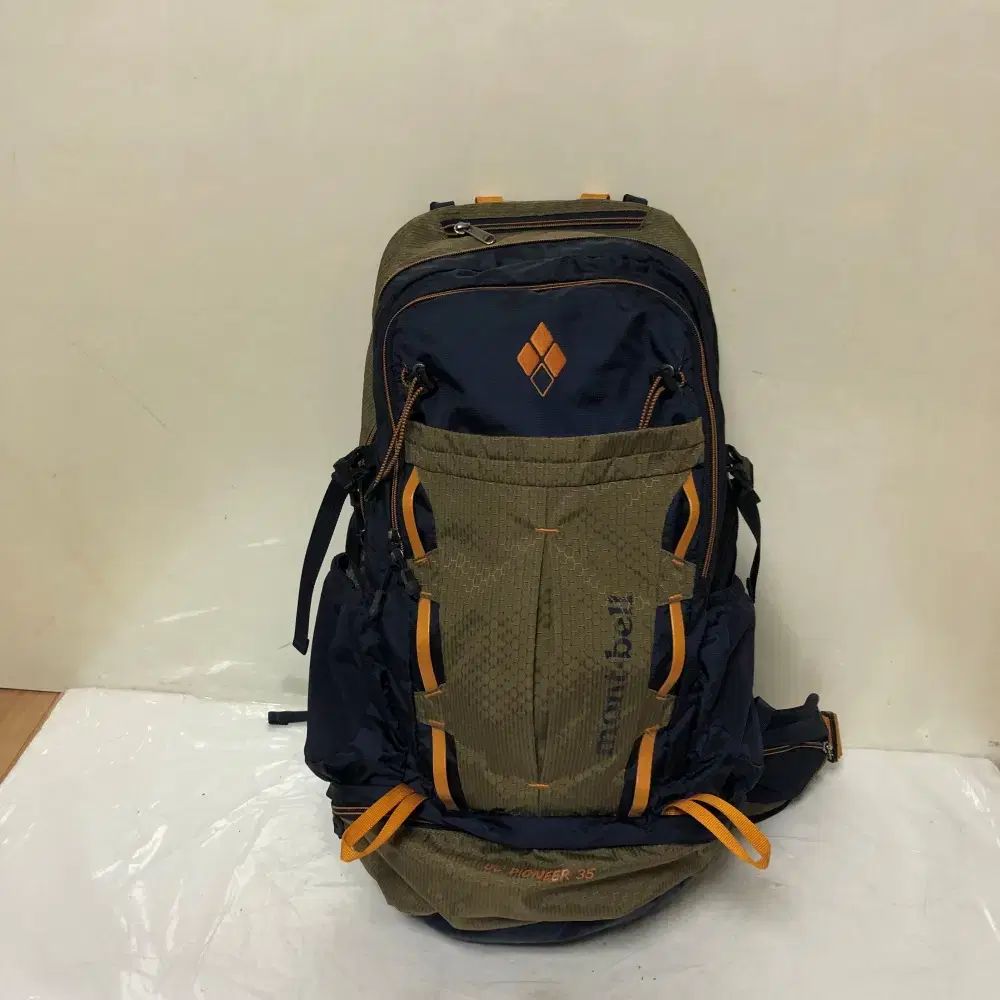 モンベル リュック 35L 9992