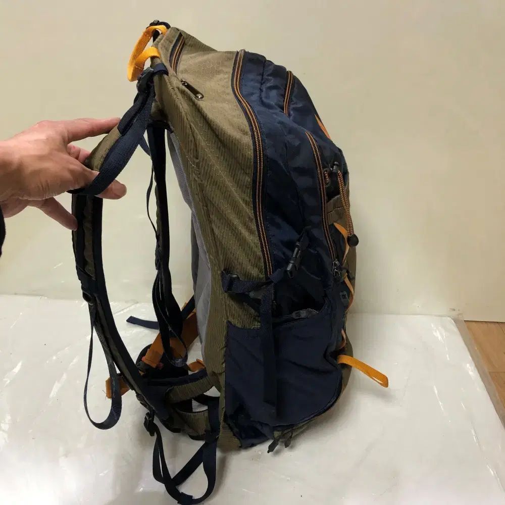 モンベル リュック 35L 9992