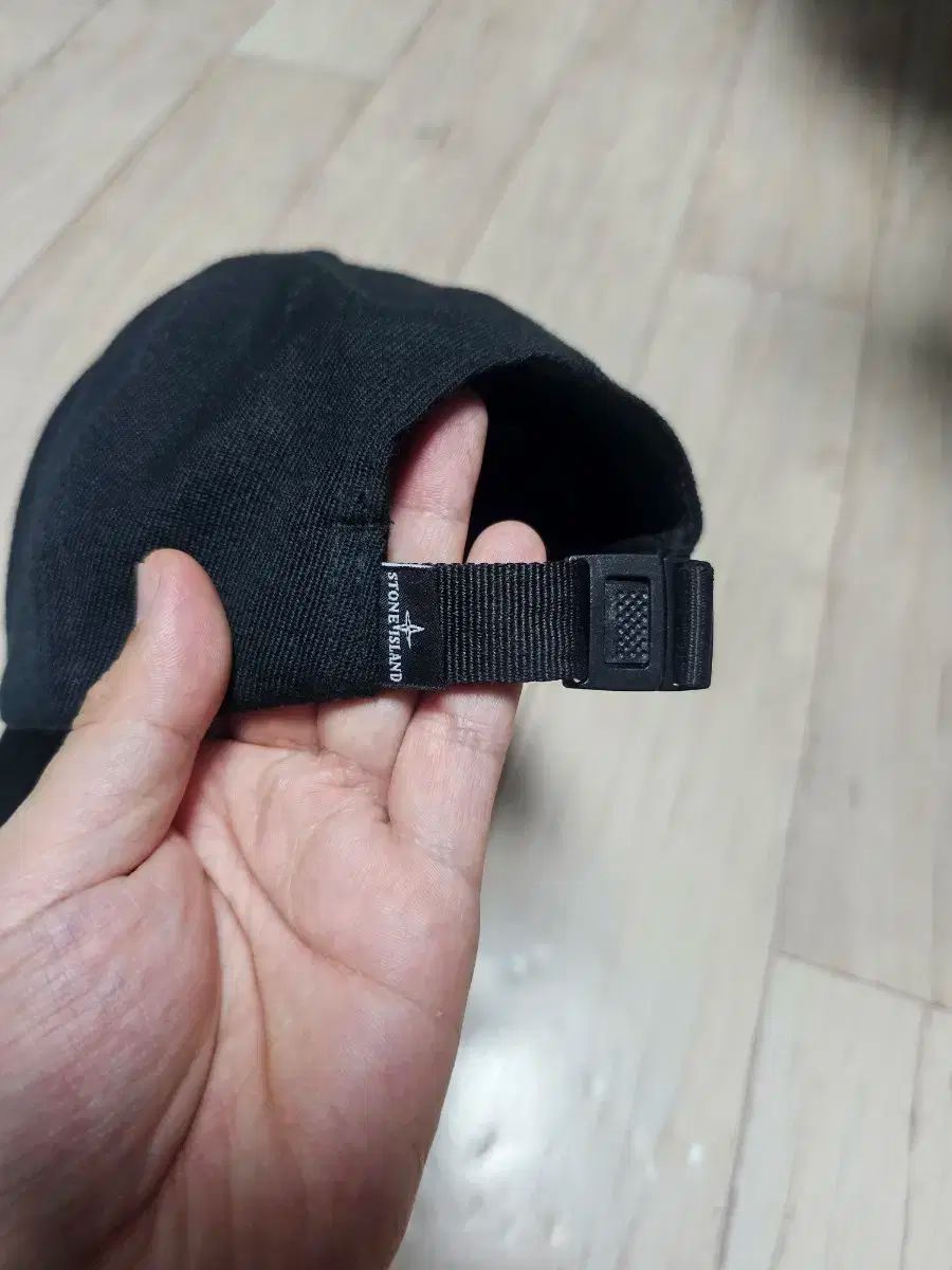 STONE ISLAND ストーンアイランド ベースボールキャップ ブラック ほぼ