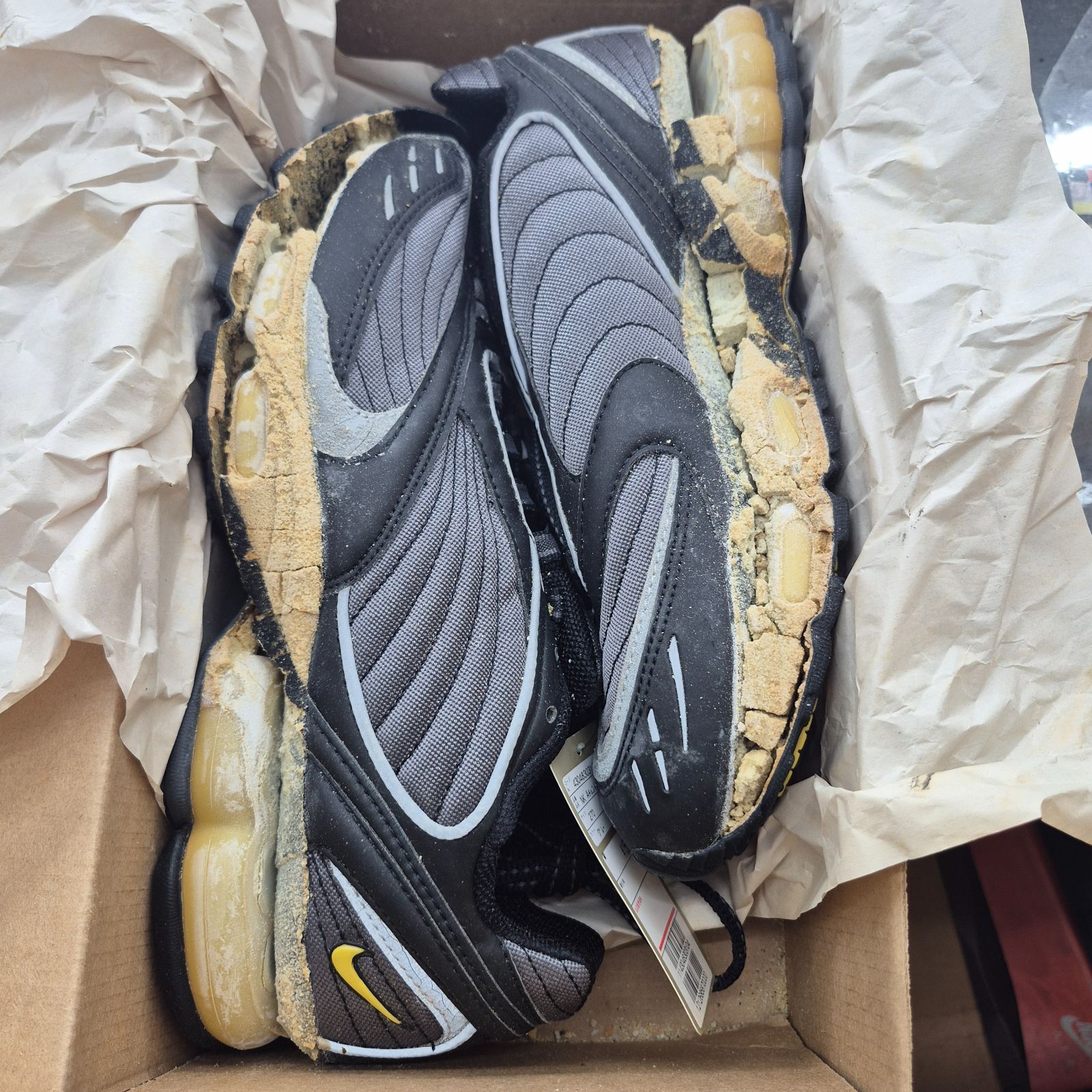 11 15 までNIKE製品ラスト NIKE AIR TUNED SIROCCO 104177-031 US9 き