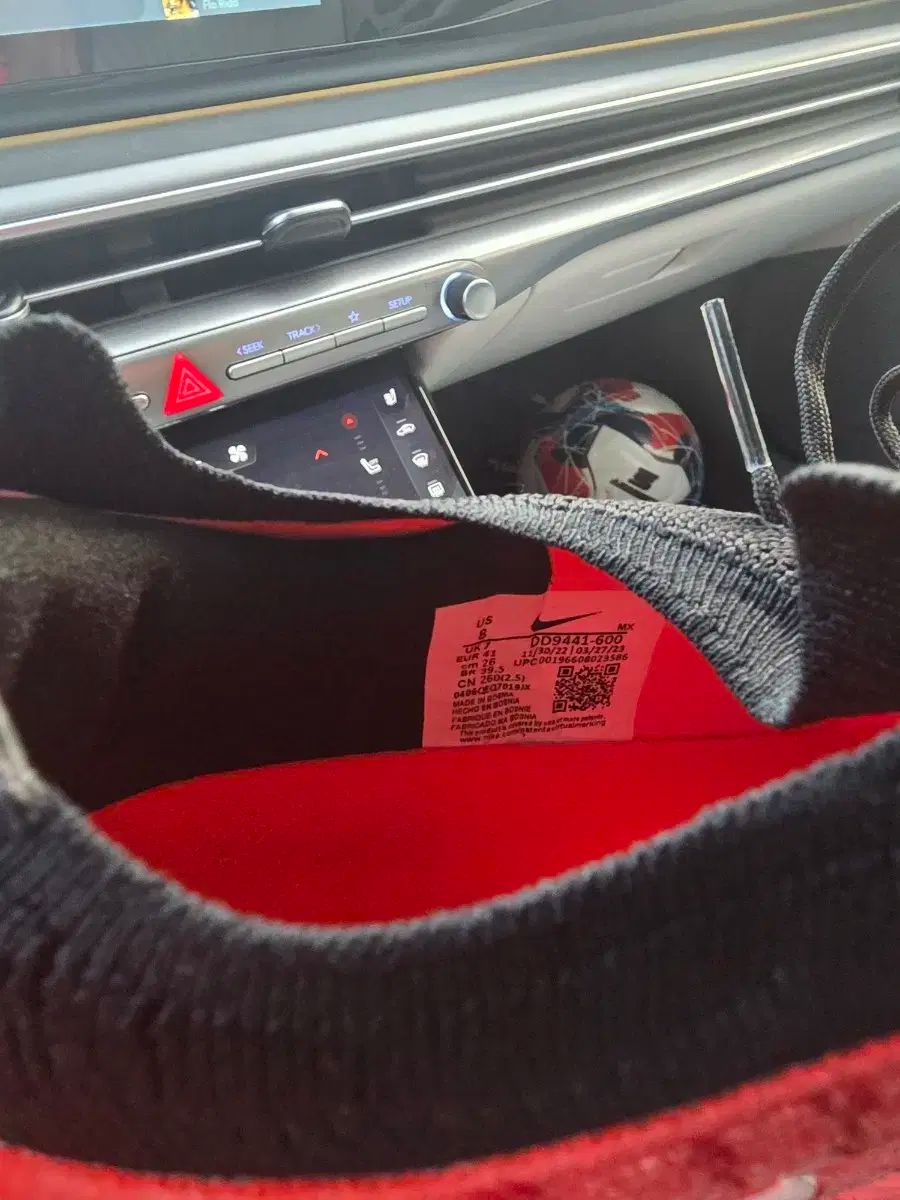 ナイキ ファントムGX 1 AG サッカーシューズ 260