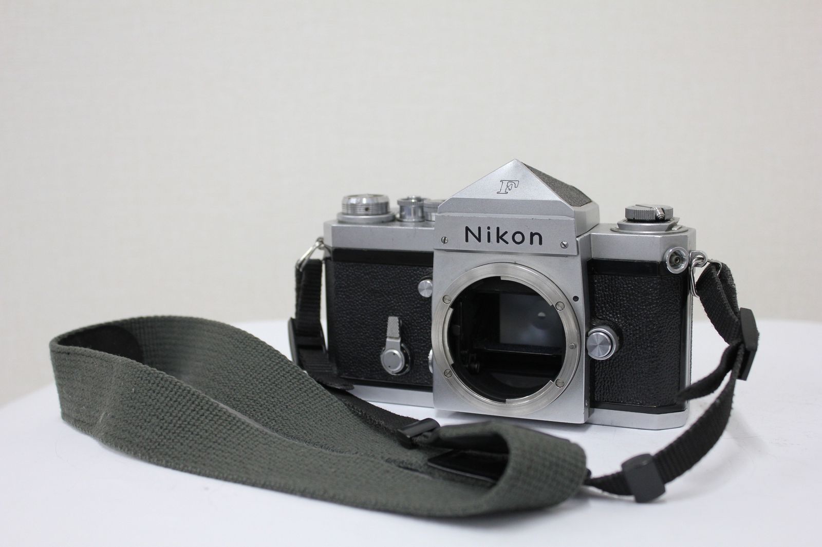 640万番台 ニコン Nikon F アイレベル ボディ e 3704