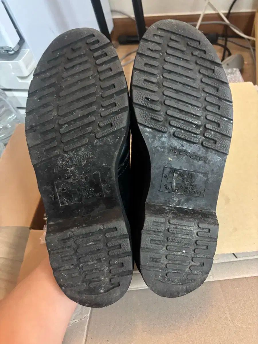 270 DR. MARTENS 1461 モノ