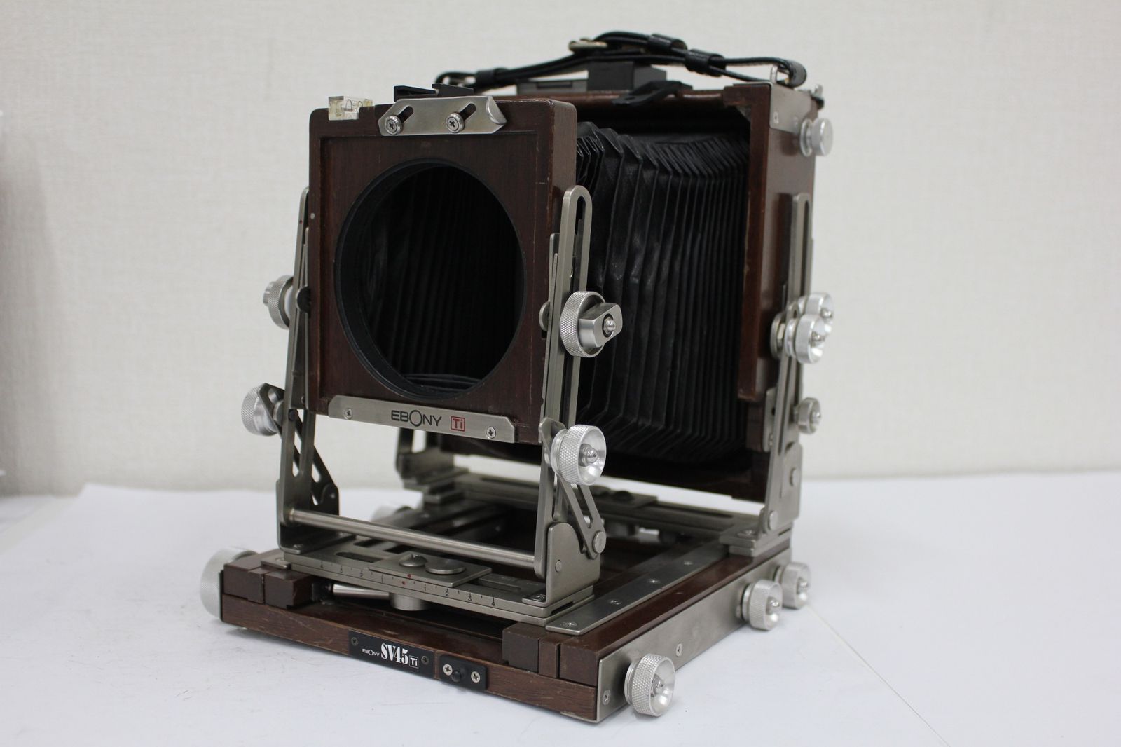 返品保証 Ebony SV45 Ti 大判カメラボディ e3711
