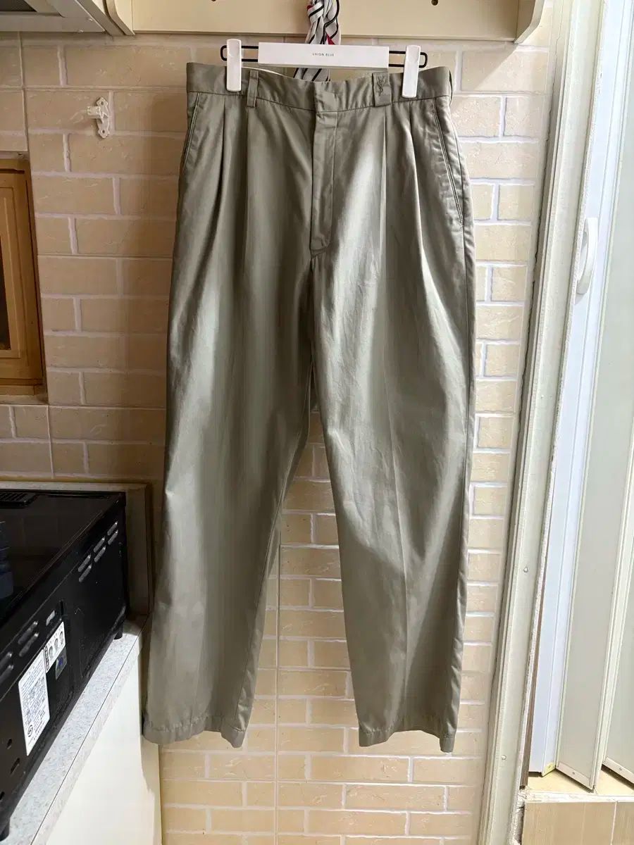 YVES SAINT LAURENT ysl - チノパンツ アッシュベージュ 32