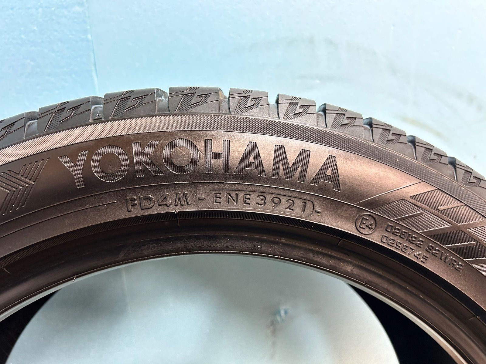 スタッドレスタイヤ ｉG