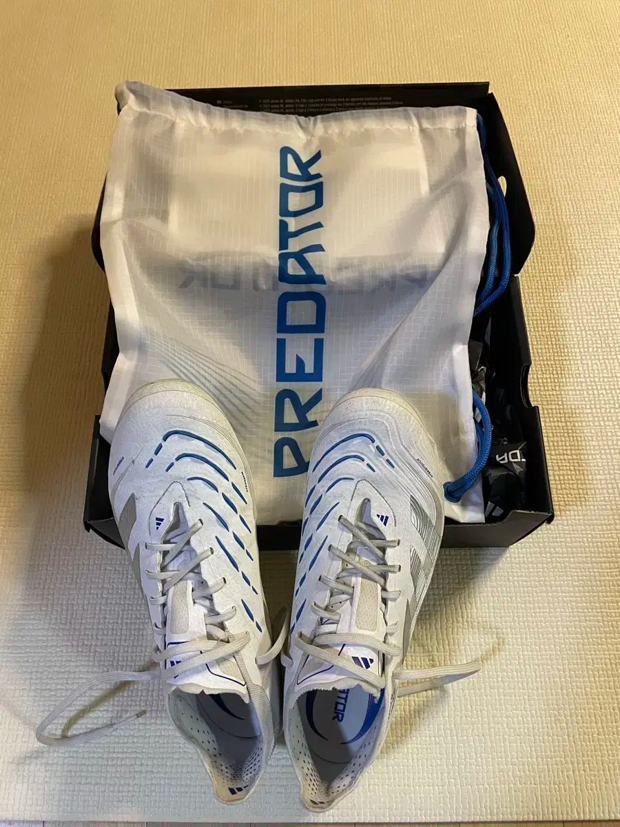 アディダス プレデター エリート hg ag