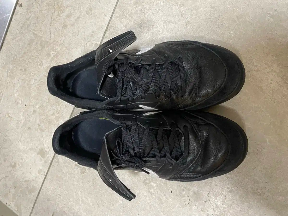 ナイキ プレミア3 TF サッカーシューズ