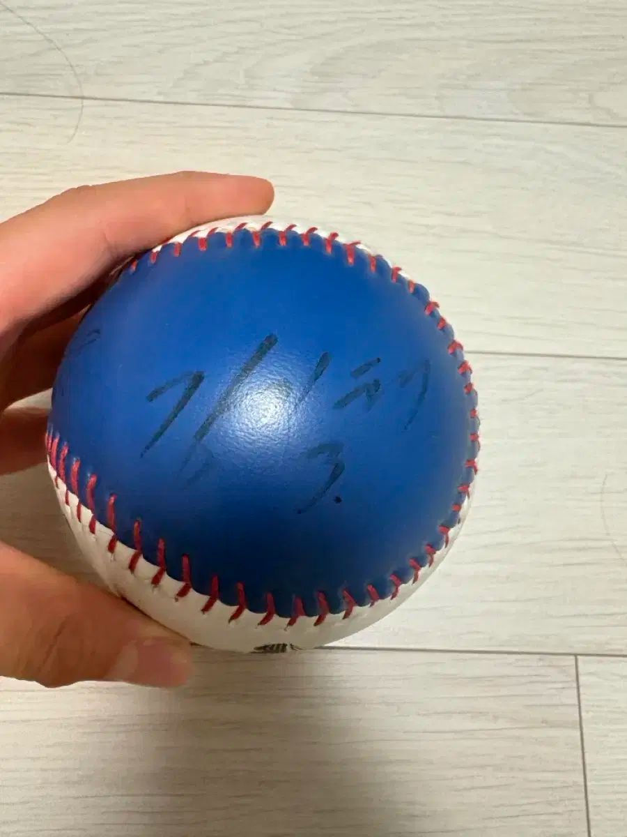 直筆サイン 4名