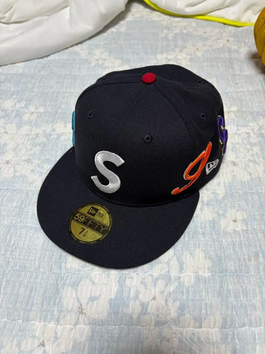 738 NEW ERA シュプリーム マルチ s ロゴ ネイビー