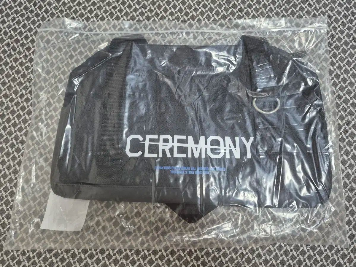 Stray Kids ストレイキッズ スキズ SKZ ダッフルバッグ