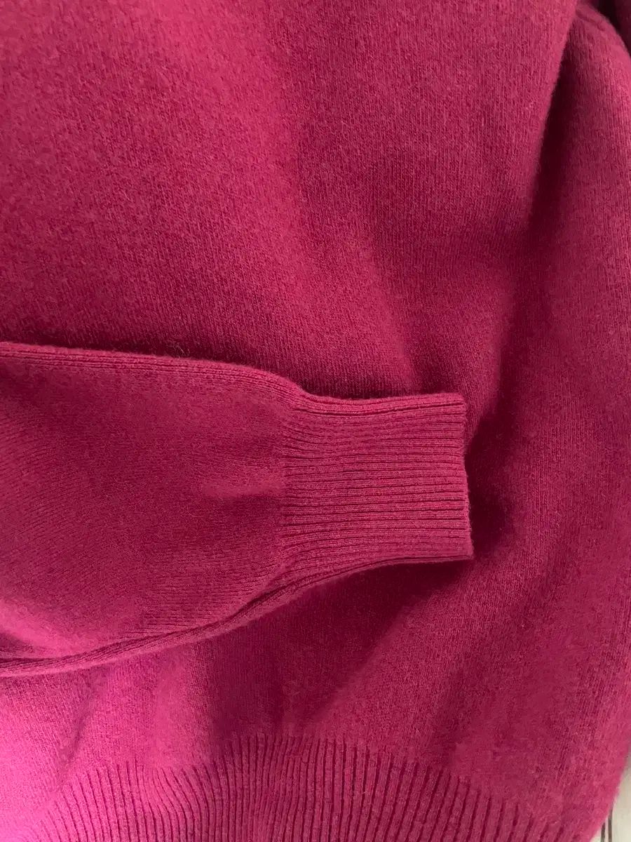  Basic Round Knit in Magenta ムンダル ラウンドネック ニット 長袖 ニット セーター