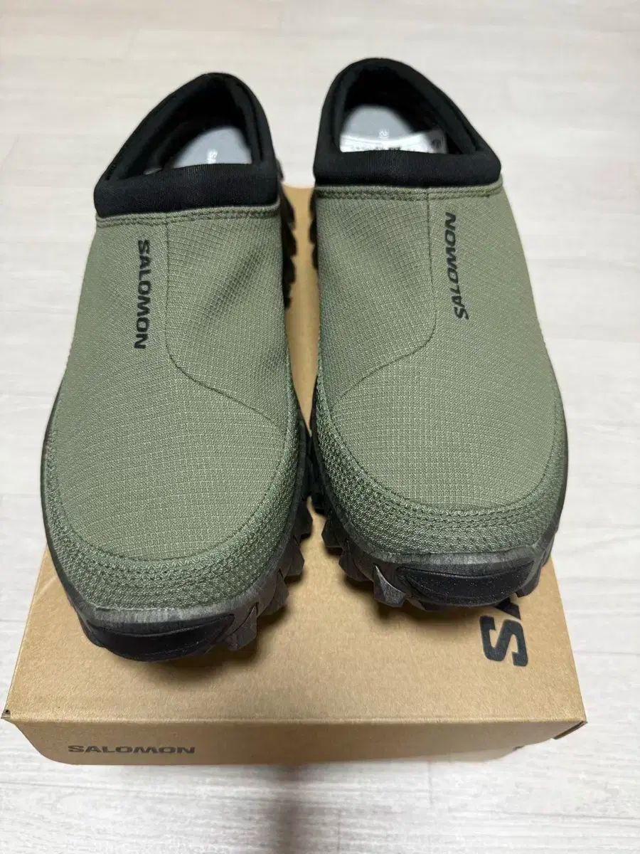 サロモン スノウクロッグ ディープ リー チェン グリーン ブラック