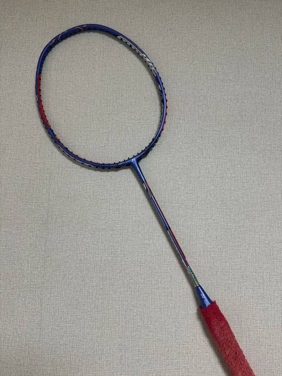 ヨネックス デュオラ 10 LCW リー チョンウェイ バドミントンラケット