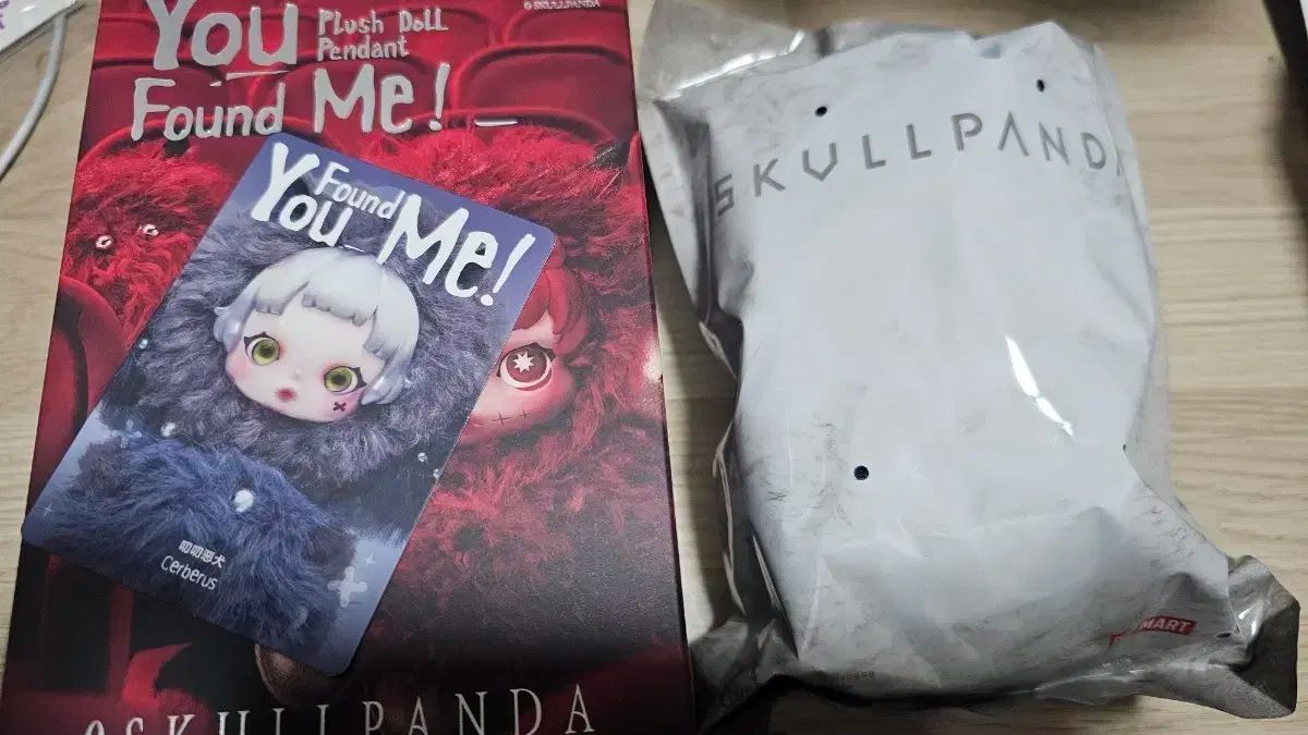 ポップマート Skull Panda スカルパンダ 私を見つけて ケルベロス