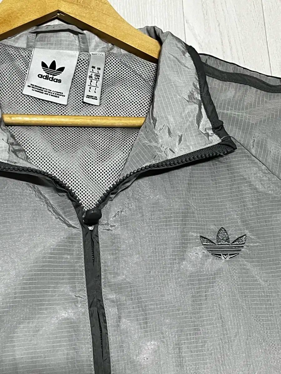 アディダス アディ 2000 s ウーブン トラックジャージ ウィンドブレーカー US L