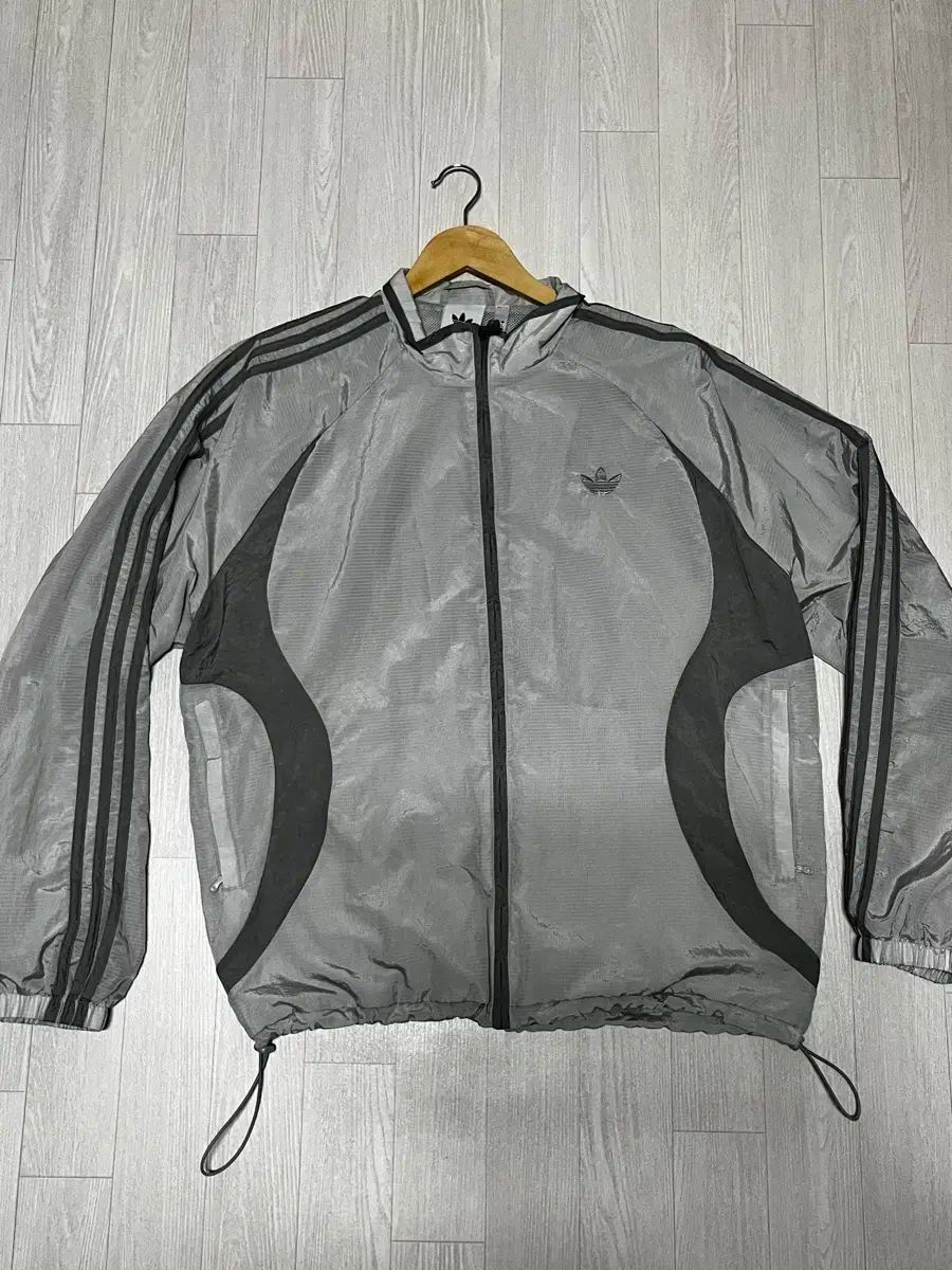 アディダス アディ 2000s ウーブン トラックジャージ ウィンドブレーカー US L