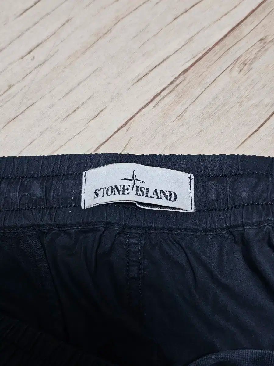 ストーンアイランド ジョガー パンツ ブラック 34