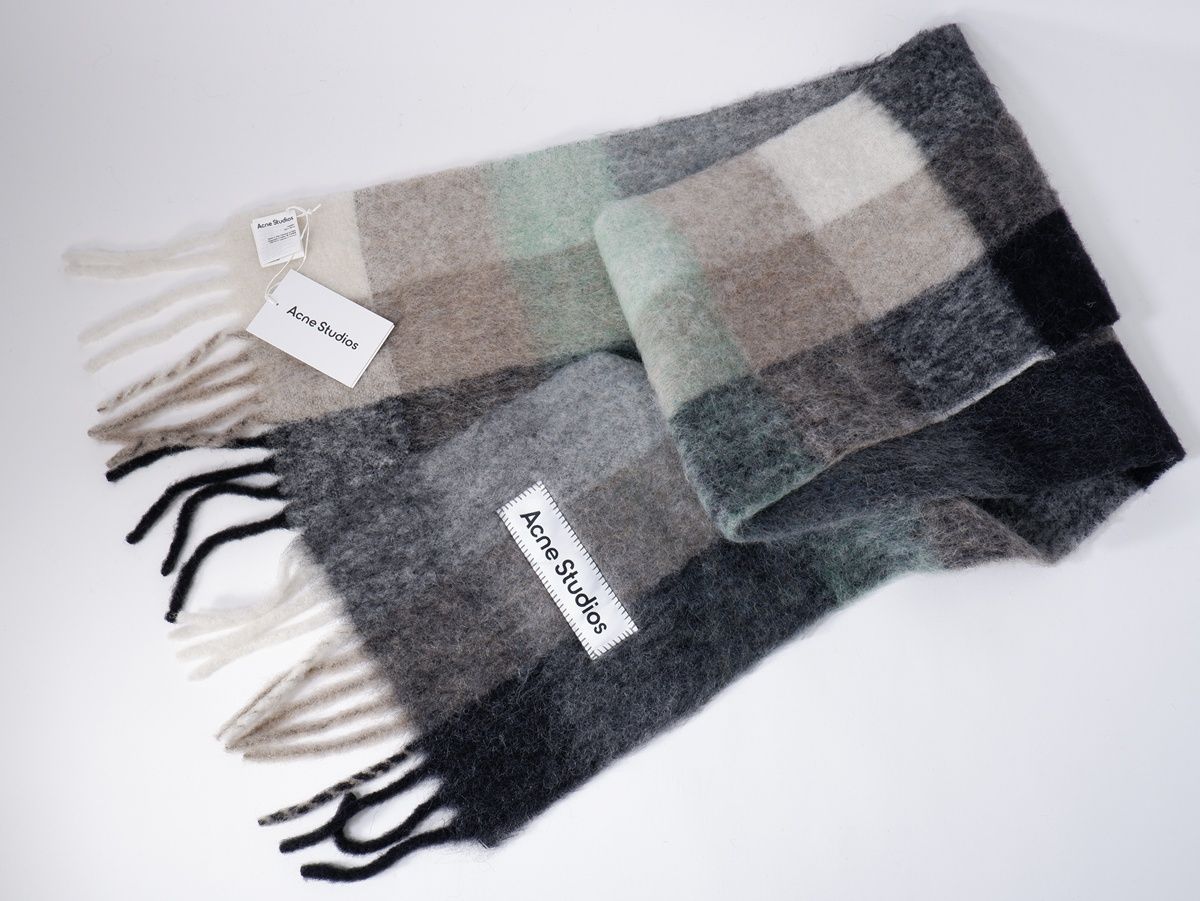 Acne Studiosアクネ ストゥディオズ CA0084モヘアチェックスカーフ マフラー 250x28cm250x28cm MZCA79170