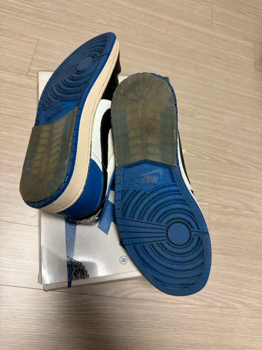  ジョーダン1 フラグメント スコット 255 シューズ(男性用) バスケットボール