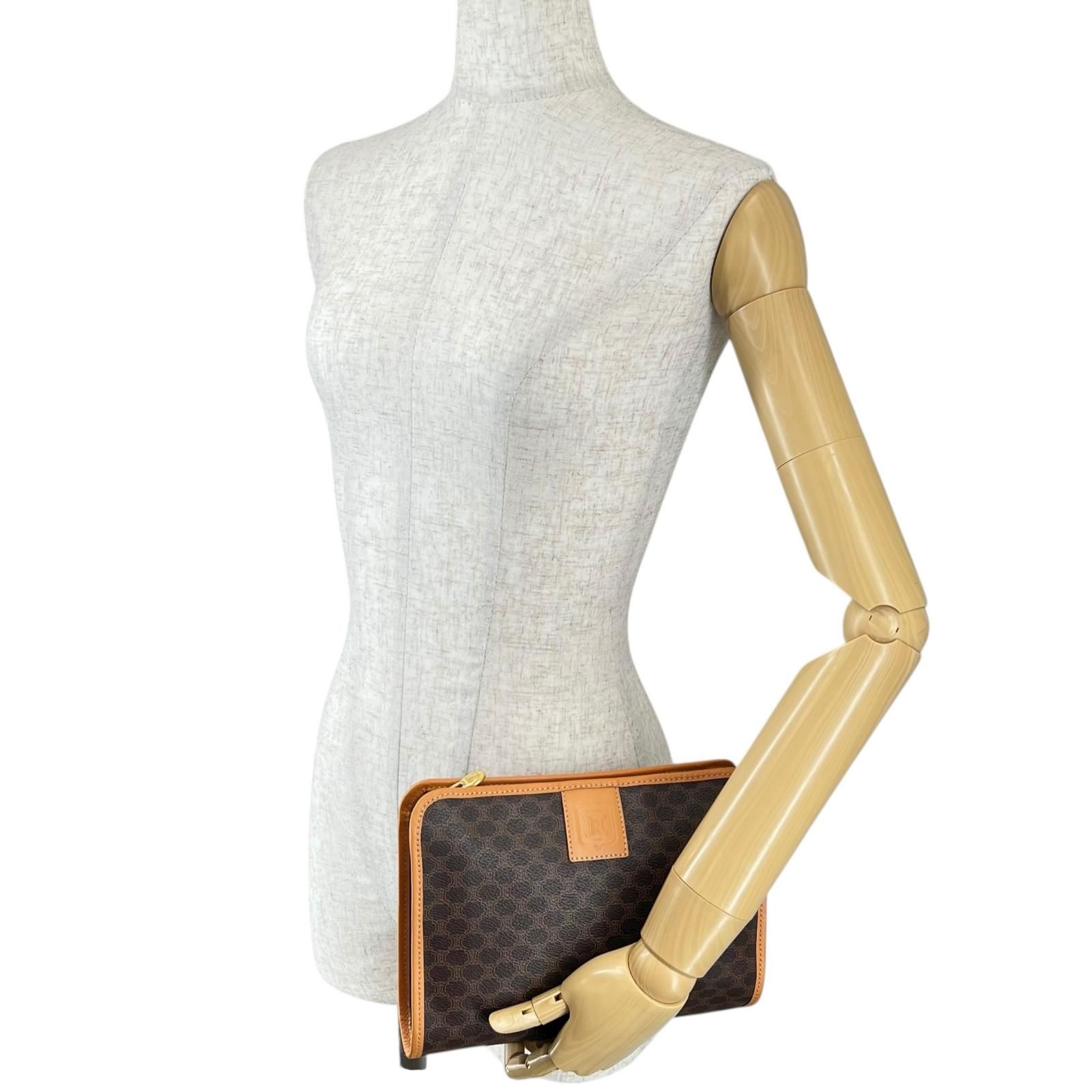 セリーヌ クラッチバッグ