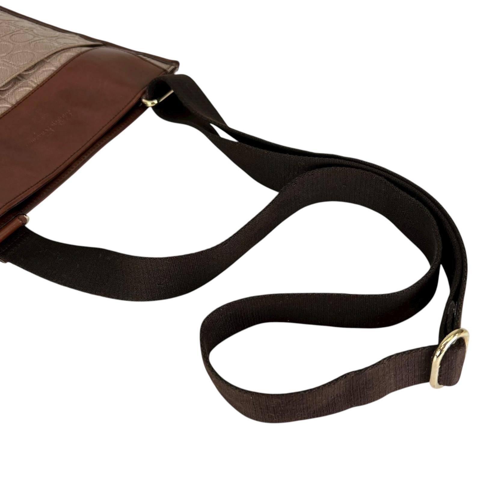 サルヴァトーレフェラガモ