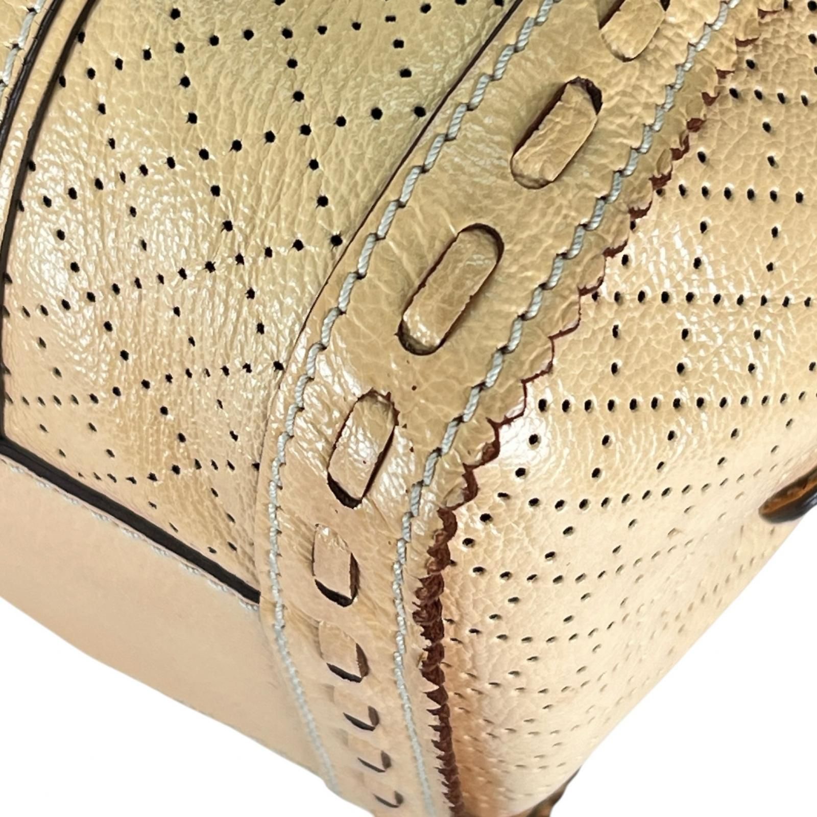 レザー ベージュ