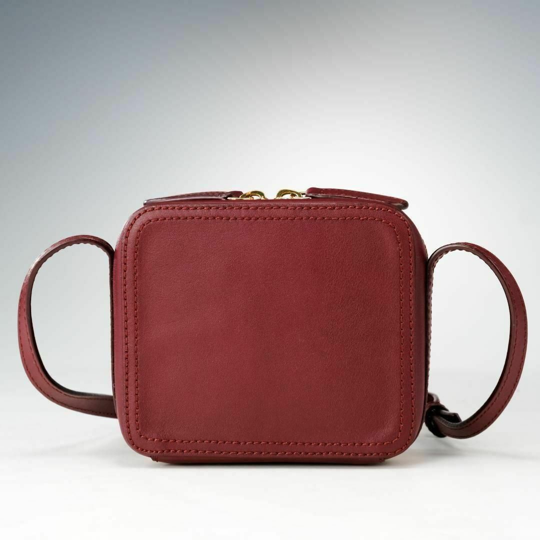 A.P.C アーペーセー　ルイゼットスクエア　ショルダーバッグ　レザー　ブラウン A.P.C アーペーセー ルイゼットスクエア ショルダーバッグ レザー