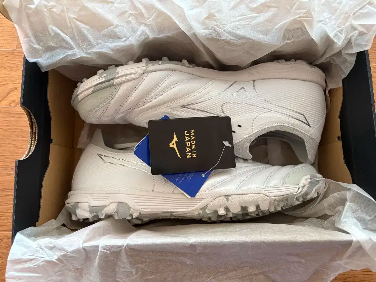 ミズノ モレリア NEO サラ ベータ TF