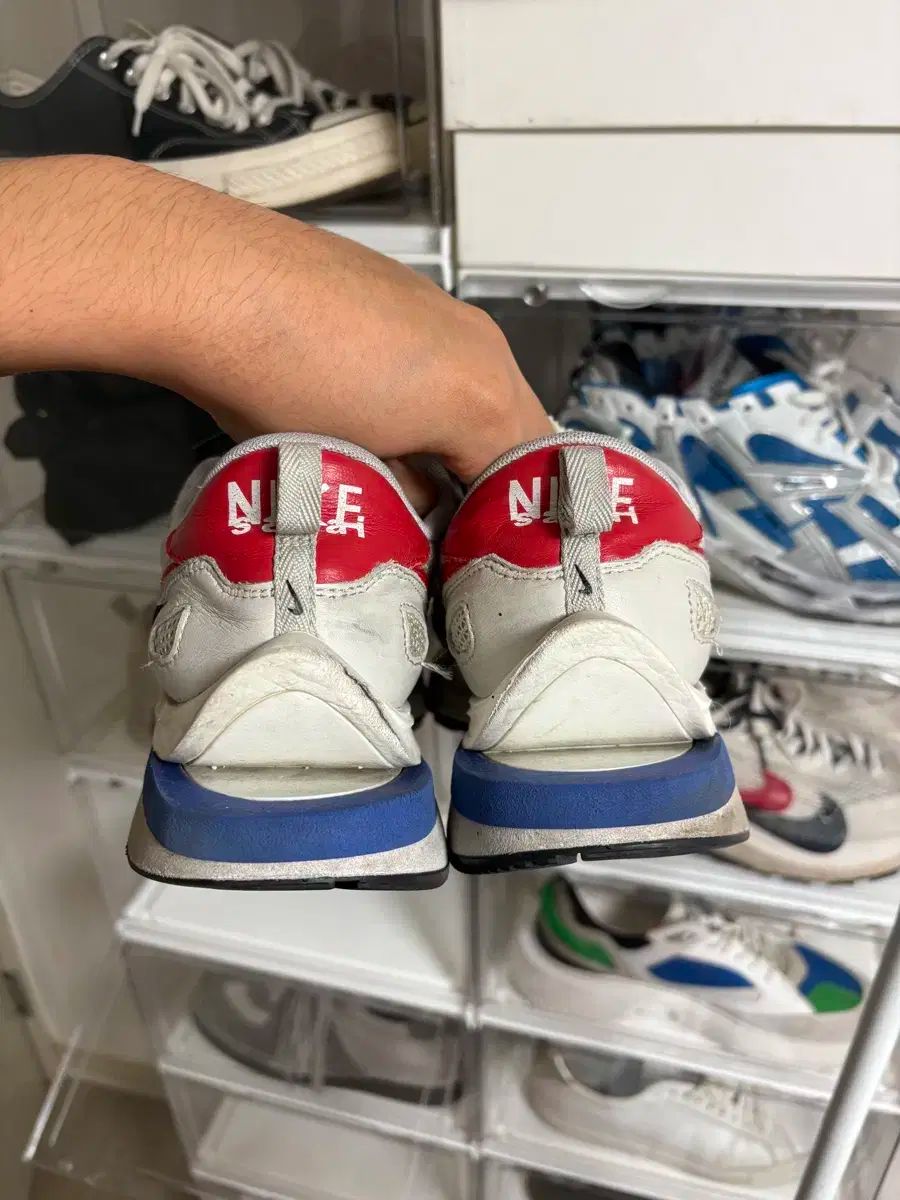 ナイキ サカイ ロイヤル フューシャ 275